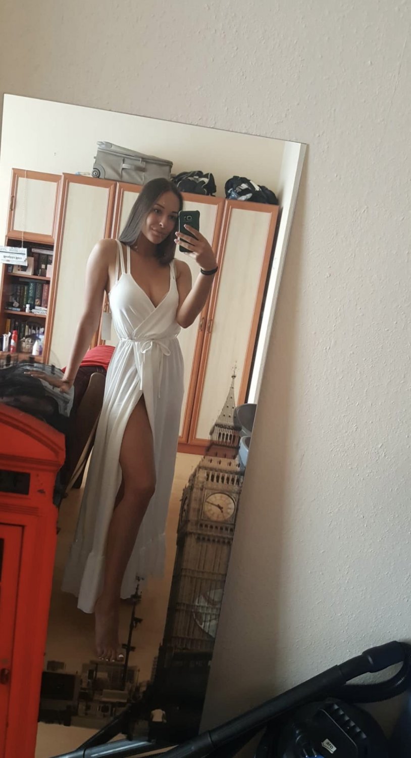 German cuck loses his 26y gf Lisa #ZwO9u9Zi