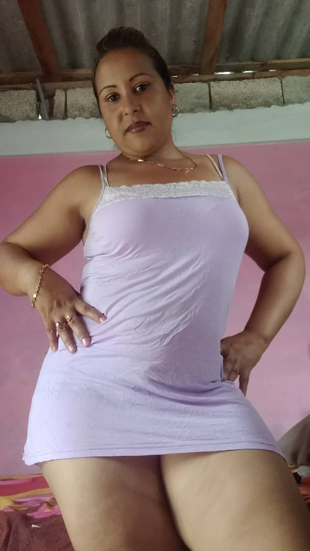 Chubby hot #RP9gd1TF