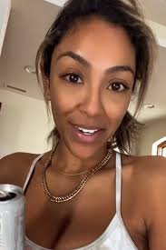 Tayshia Adams getsme Instantly 🍆 what I would love to do with Beautiful Goddess has me Edging Hard #ZWS6fNLq