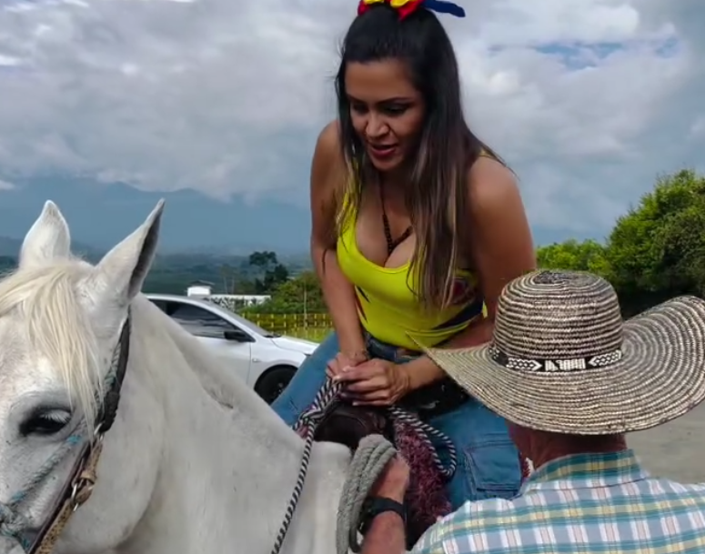 Venezulen bikini hot tits and ass #PSQakU7X