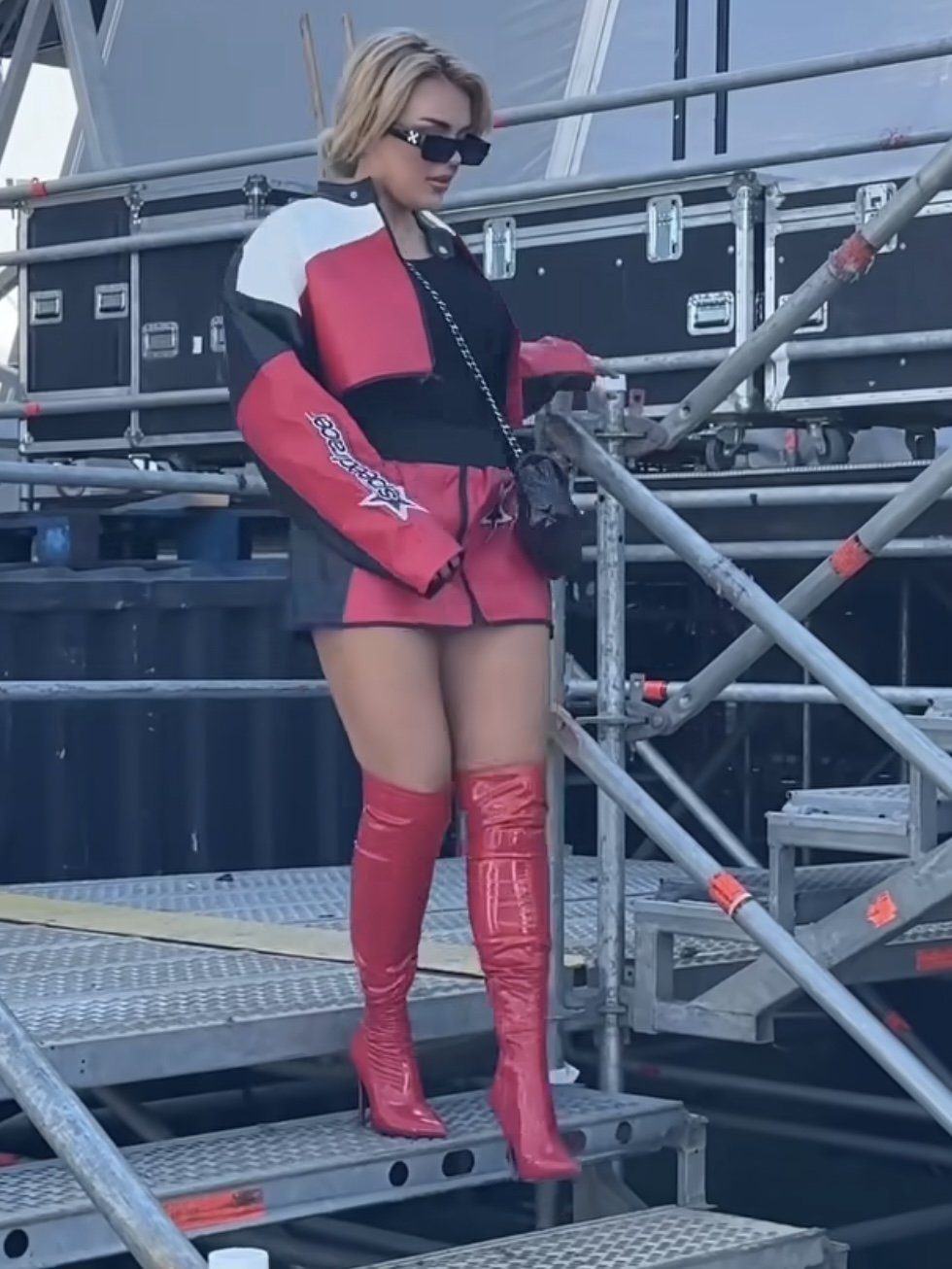 Tallia Storm #HkC7ILO4