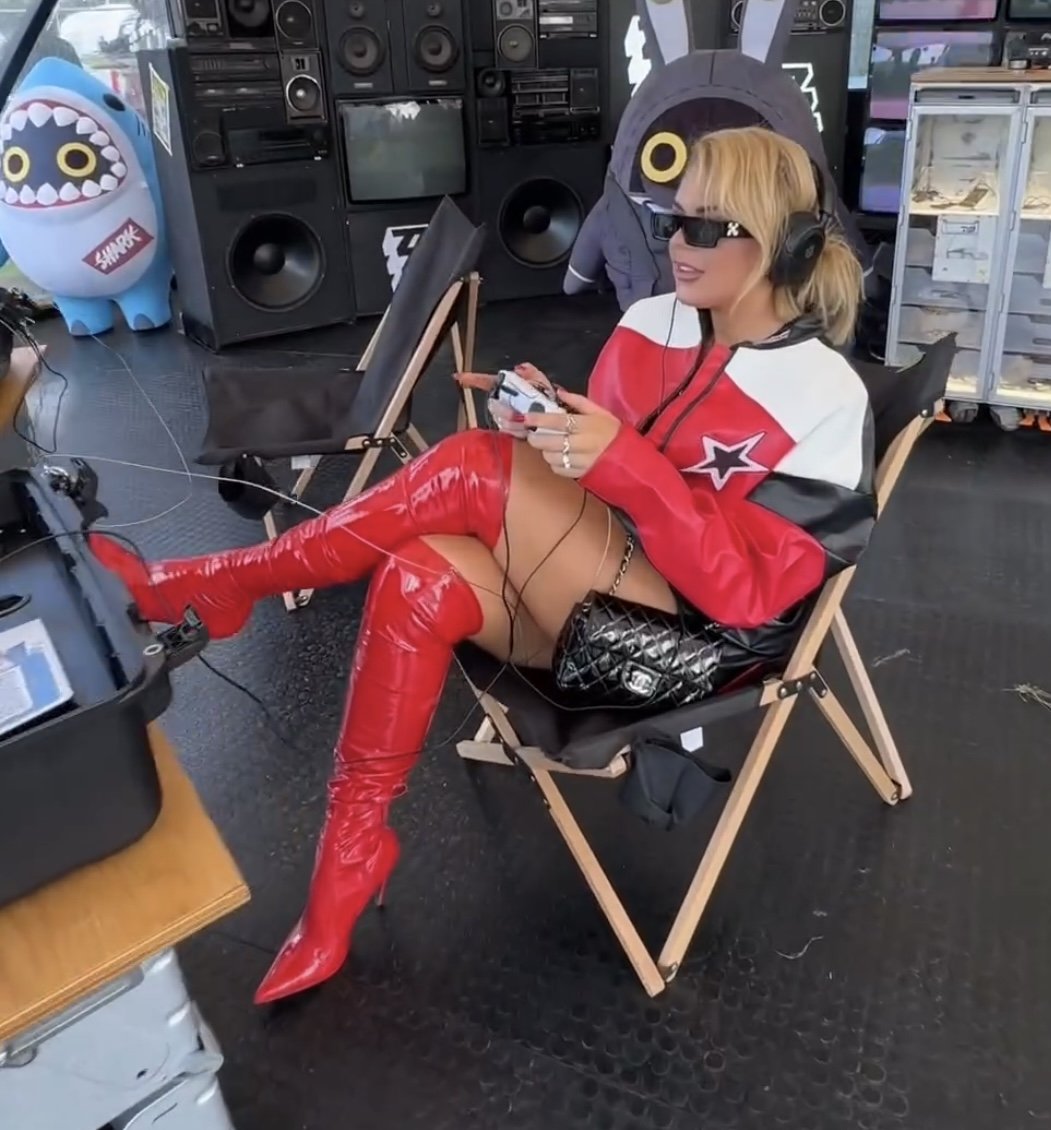 Tallia Storm #v2Bg2hbF