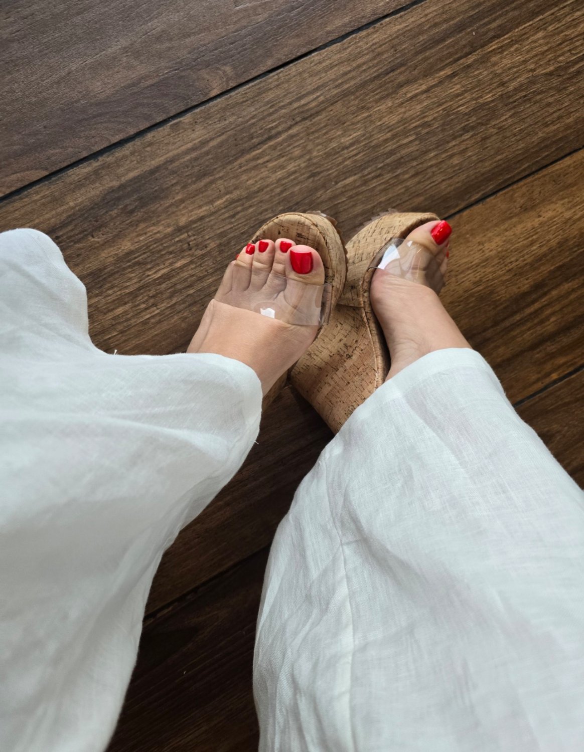 Mature hotwife Toes #7K78R6Vs